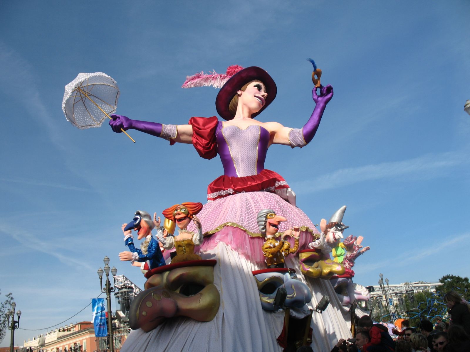 Carnaval Nice le char de la Reine